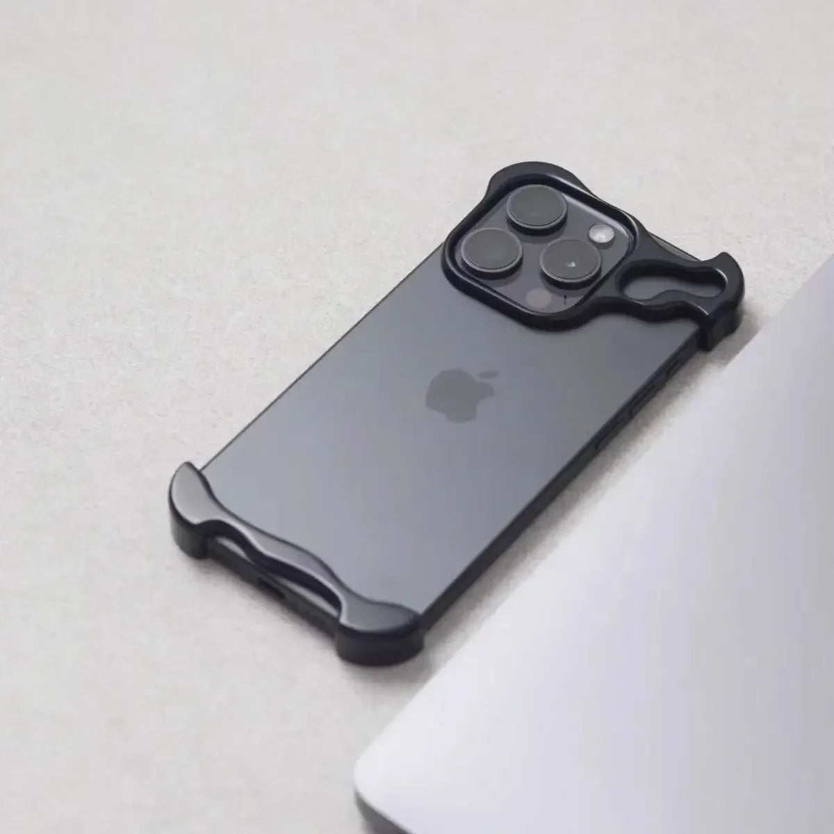 TitanGuard iPhone Bumper