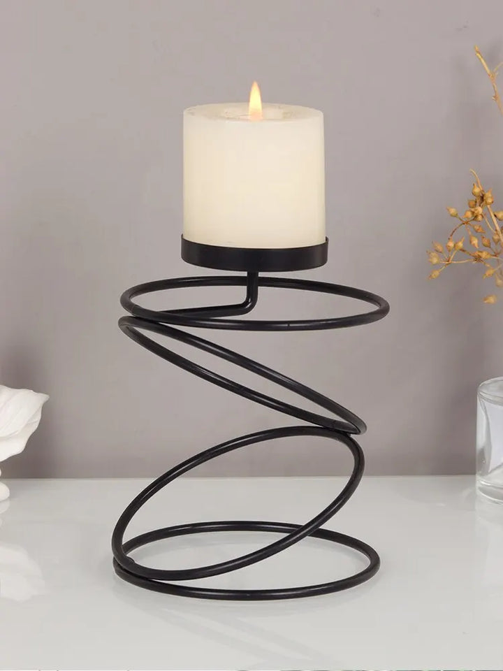 OpulentCircle Luxury Candle Holder